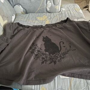 SHEIN Black Cat Graphic Crop Top